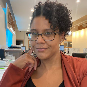 Meet your Posher, Janisha